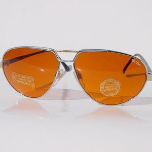 NWT True Vintage Oblong shape Aviator style w/"De'Vons" logo True Blue Blocker